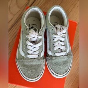 KidsVans lace up Sneakers sz 10.5